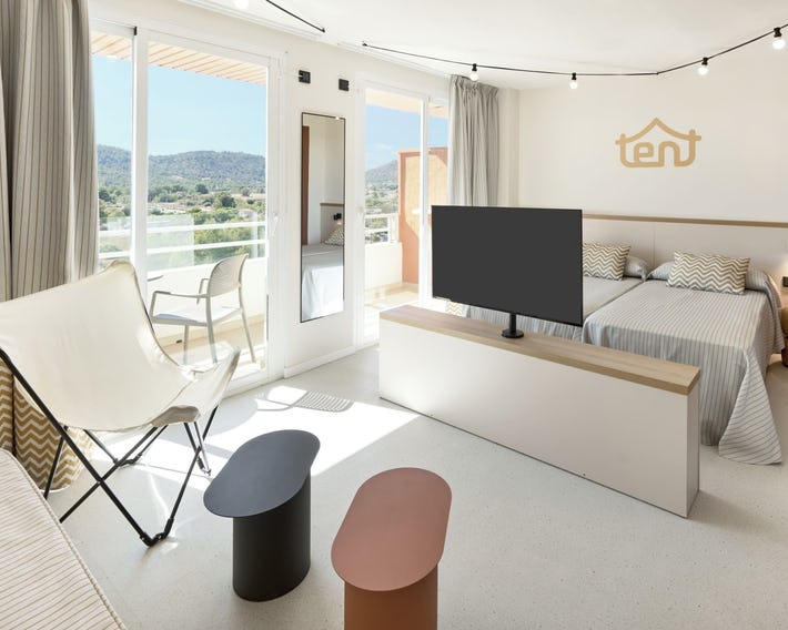 tent Calvia Beach