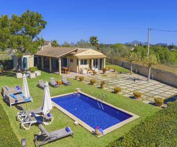 Villa Ambient / Sa Finqueta