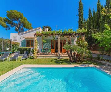 Can Mir Ruth by Sealand Villas