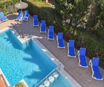 Villa Alexia Apartments Coral 2nd Floor stairs 1BR Pool view 9 min to Sea 5min to Town AT1833
