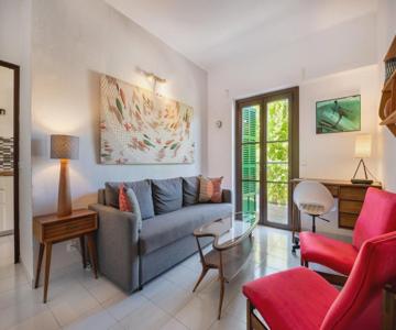Seafront Apartment In Port Sóller