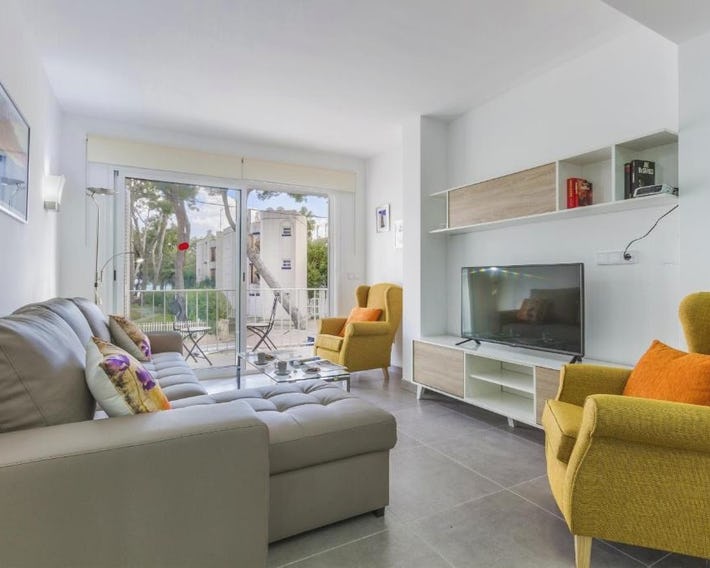 Apartment Assimetric - Only 100m to Beach