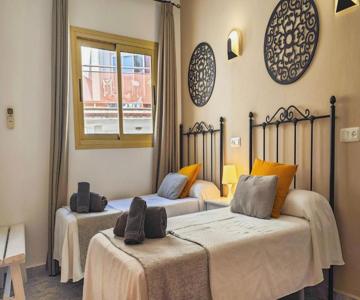 AzuLine Hostal Dinamarca
