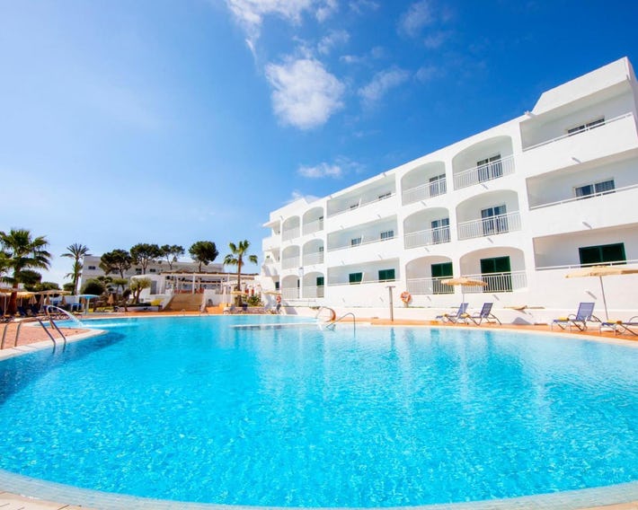 Gavimar Ariel Chico Hotel and Apartments