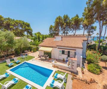 Rustic Garden Minorcan Style Villa With Private Pool And Sea
