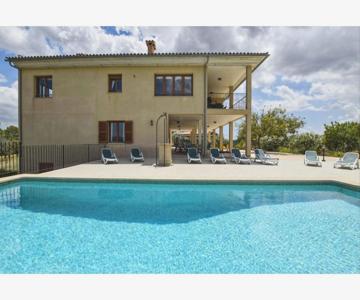 House in Majorca with Pool and Mountain Views