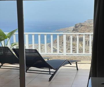 AMADORES BEACH VIEW APARTMENT