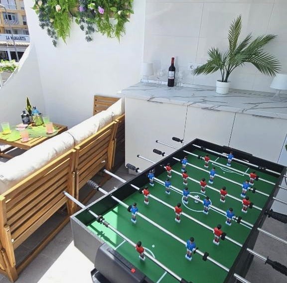 Modern Apt - Roof Terrace - Close to beach