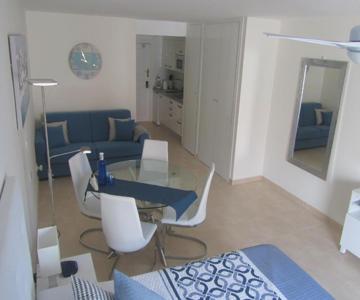 Los Cristianos modern studio