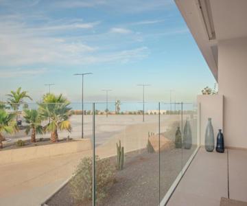 Infinity 0-2 LUXE PARTIAL SEA VIEW 2B