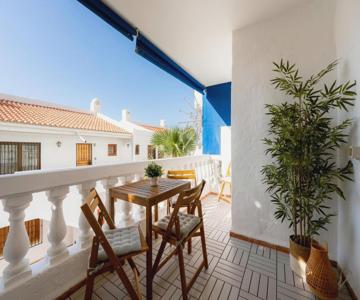 JASMINE apartment with HEATED POOL