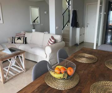 Belle Vue Triplex apartment on the hill