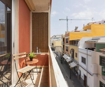 Live Basilica Candelaria Beach & Balcony