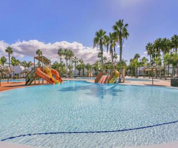 Amelia Oasis Dunas -corralejo-