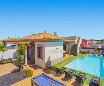 Villa Maca by Villa Plus