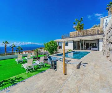 Villa CACTUS Tenerife sud piscine chauffée 10 personnes
