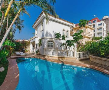 Luxury Villa El Duque