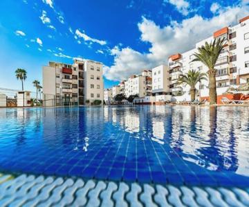 Apartamento con piscina en Costa Adeje