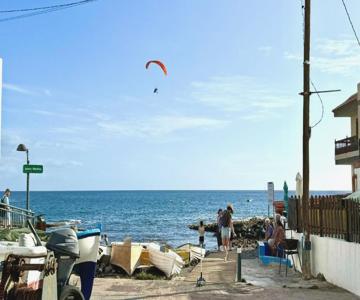 Caleta Blue Ocean on the Beach by Deihu Experiences