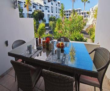 Gibshouses Playa Bastian