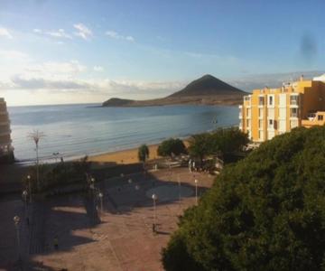 APARTAMENTOS LOS LAURELES