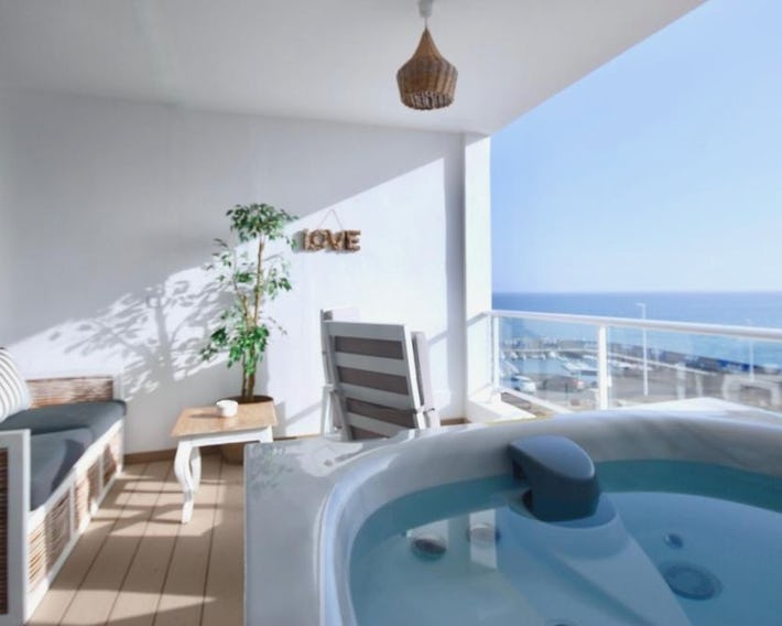 Marine Lovers - Jacuzzi Fuerteventura