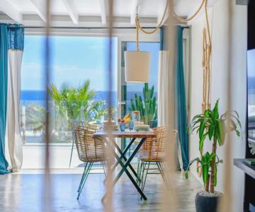 CocoMar II- Luxurious loft, just the ocean and volcano