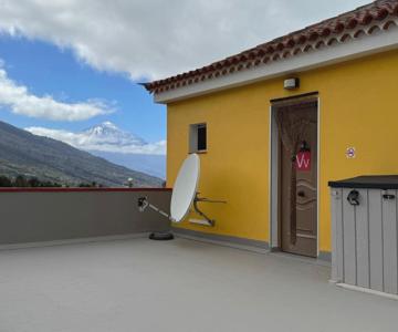 Estudio En Las Montañas