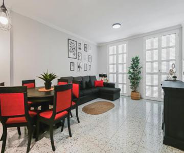 Flat Triana