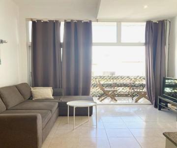 Intimate & stylish beach apartment with balcony
