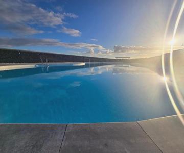 VV Milenaiver "by henrypole home"