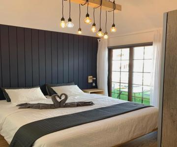 Luxury Los Diamantes One Bedroom Apartment