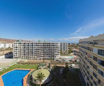 Apartment - Sleeps 2 3 - Pool - Beach