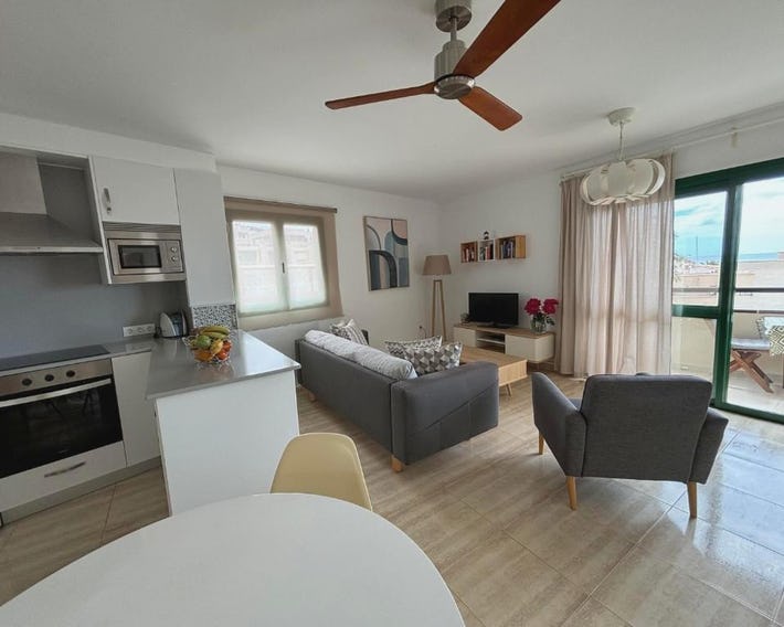 Clara's sun apt