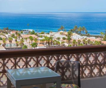 Cozy apartment with ocean view - complete renovation June 2024