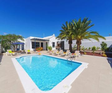 Villa Perejil by Villa Plus