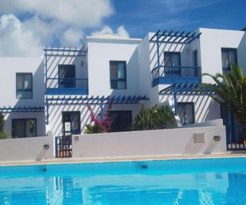 Duplex con piscina en 1a linea de mar. Super vistas