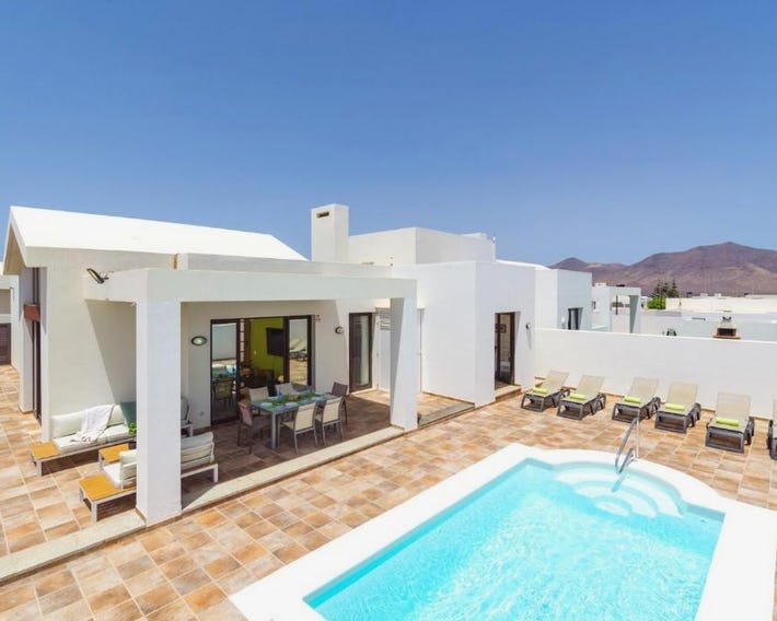 Villa Almudena by Villa Plus