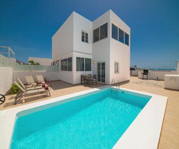 Villa Ocean Wave - Sea Views - Free Private Heated Pool