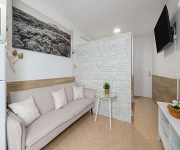 Vista Blanca Room 1