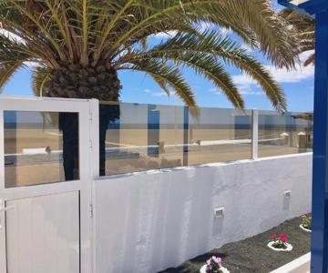 SEA FRONT Apartamento frente al mar