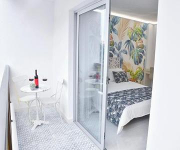Nice Studio By The Sea