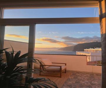Sunset Oasis of Los Gigantes