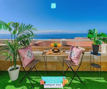 Townhouse Dakota - amazing sea view, pool area and BBQ