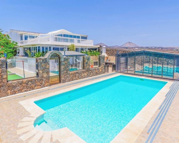Villa Cervera