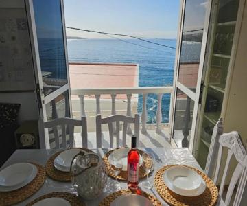 Oceanic House