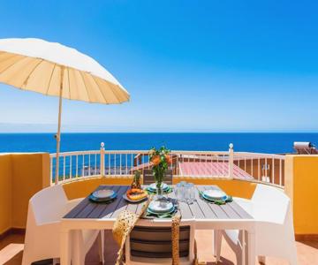 Beachfront triplex with parking