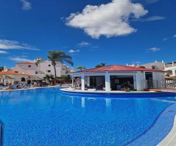 Sunny Oasis Amarilla Golf