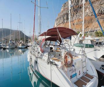 Pato Lucas Sail Boat