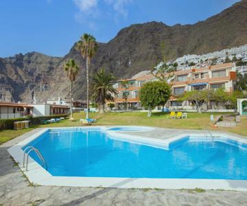 GIGANTES Oasis Deluxe by Sunkeyrents